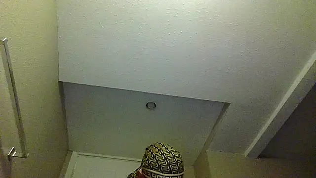 Snapshot of Buddy_Cuck chatting on 02-15-26, 02:03 Buddy Cuck online show from 02-15-26, 02:03