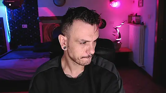 Snapshot of cek_186 chatting on 12-08-24, 02:52 cek 186 online show from 12-08-24, 02:52