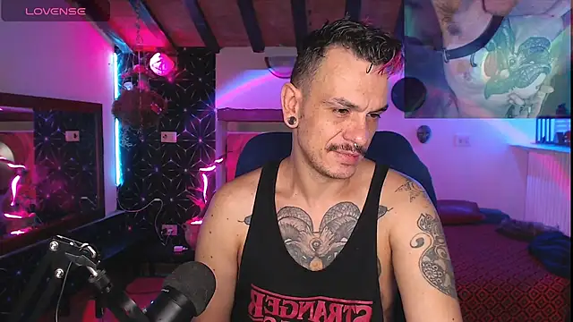 Snapshot of cek_186 chatting on 12-12-24, 07:19 cek 186 online show from 12-12-24, 07:19