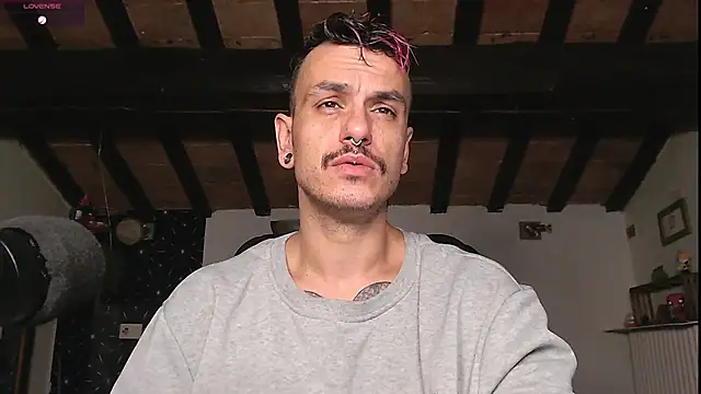 Snapshot of cek_186 chatting on 12-13-24, 07:36 cek 186 online show from 12-13-24, 07:36