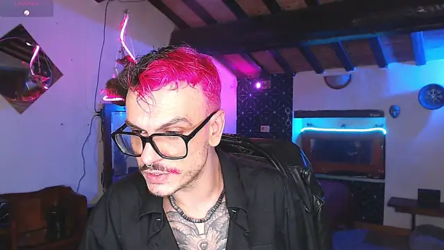 Snapshot of cek_186 chatting on 01-10-25, 06:28 cek 186 online show from 01-10-25, 06:28