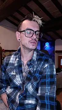 Snapshot of cek_186 chatting on 02-23-25, 07:44 cek 186 online show from 02-23-25, 07:44