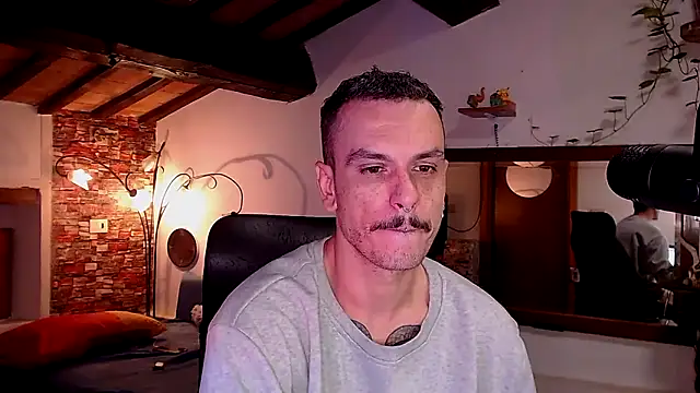 Snapshot of cek_186 chatting on 10-02-25, 06:04 cek 186 online show from 10-02-25, 06:04