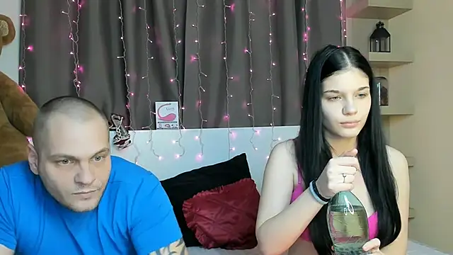 Snapshot of xDeepInLovexx chatting on 01-17-25, 06:44 xDeepInLovexx online show from 01-17-25, 06:44