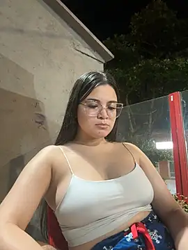 Snapshot of CamilaSofiia chatting on 01-08-26, 02:58 CamilaSofiia online show from 01-08-26, 02:58