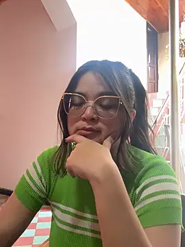 Snapshot of CamilaSofiia chatting on 02-27-26, 09:15 CamilaSofiia online show from 02-27-26, 09:15