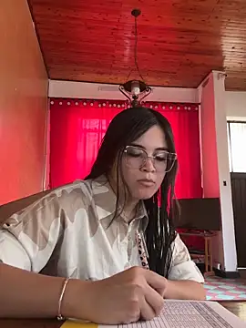 Snapshot of CamilaSofiia chatting on 03-02-26, 09:21 CamilaSofiia online show from 03-02-26, 09:21