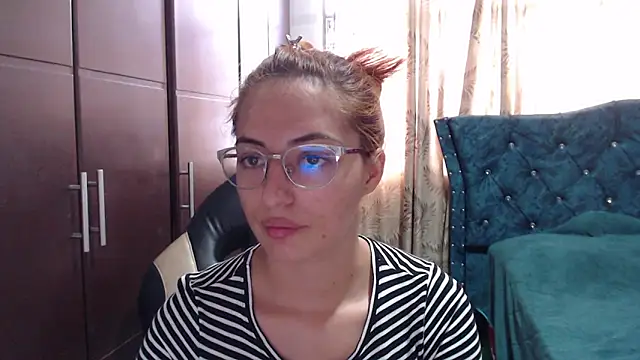 Snapshot of Kate_lorens9 chatting on 02-13-26, 02:35 Kate lorens9 online show from 02-13-26, 02:35