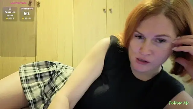 Sheandhim23 online show from 02-25-26, 01:10