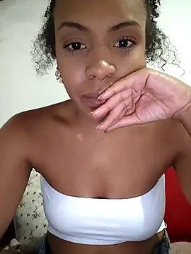 Julia Pretinha online show from 05-03-26, 11:44