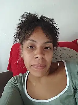Julia Pretinha online show from 06-23-26, 05:55
