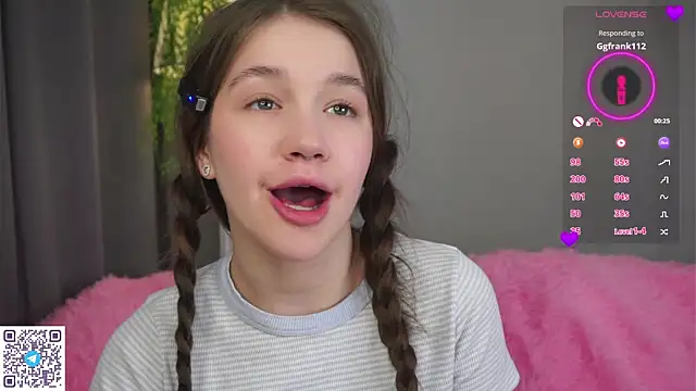 AmiLewis online show from 03-05-25, 04:13