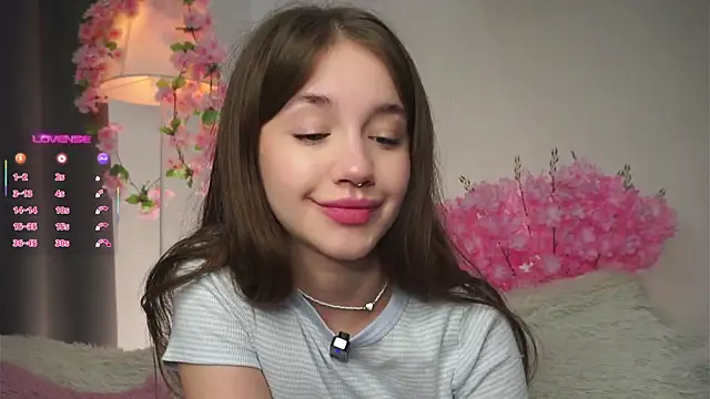 AmiLewis online show from 09-16-25, 01:17