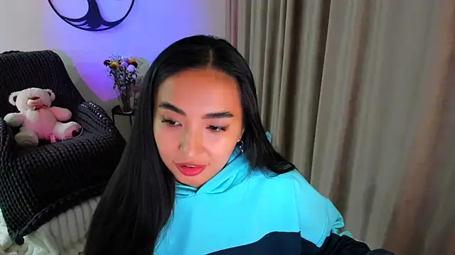 worldofkim online show from 11-02-25, 01:24