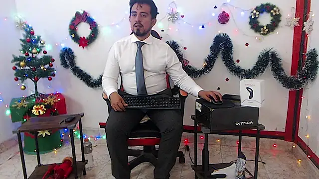 KalethBigDick online show from 11-23-25, 04:29