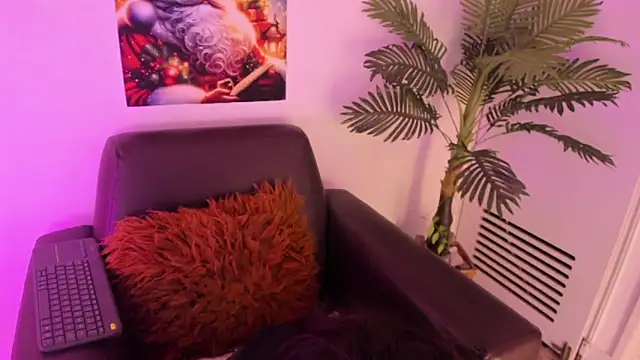 Snapshot of Miia_Thompsonn chatting on 12-04-24, 03:04 Miia Thompsonn online show from 12-04-24, 03:04