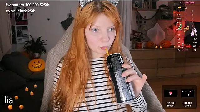 lil lia online show from 10-23-25, 09:57