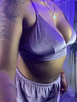 Snapshot of haiiley_more chatting on 02-08-25, 02:47 haiiley more online show from 02-08-25, 02:47