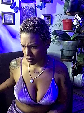 Snapshot of haiiley_more chatting on 10-25-25, 12:18 haiiley more online show from 10-25-25, 12:18