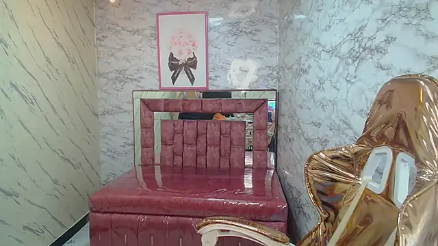 Snapshot of _mila_sweet_v chatting on 01-25-25, 01:19 mila sweet v online show from 01-25-25, 01:19