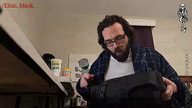 Snapshot of Seraph_De_La_Luna chatting on 01-30-25, 06:13 Seraph De La Luna online show from 01-30-25, 06:13