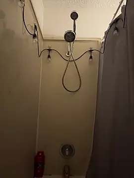 Snapshot of Seraph_De_La_Luna chatting on 03-21-25, 03:01 Seraph De La Luna online show from 03-21-25, 03:01