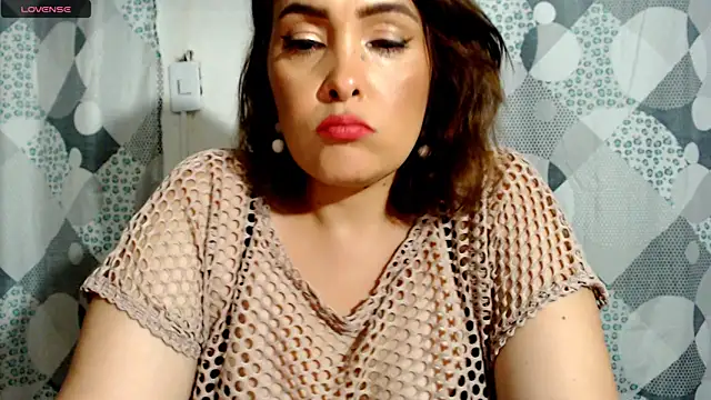 Snapshot of Miss_Agatha chatting on 03-21-25, 02:39 Miss Agatha online show from 03-21-25, 02:39