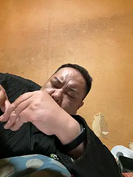 Snapshot of punk0805 chatting on 03-28-26, 01:54 punk0805 online show from 03-28-26, 01:54