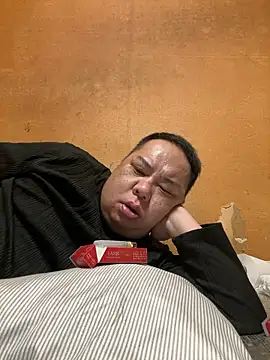 Snapshot of punk0805 chatting on 04-03-26, 01:42 punk0805 online show from 04-03-26, 01:42