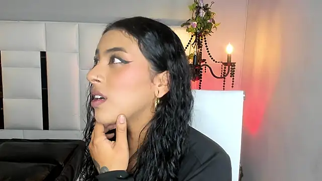 Snapshot of magic_marg chatting on 02-12-25, 09:01 magic marg online show from 02-12-25, 09:01