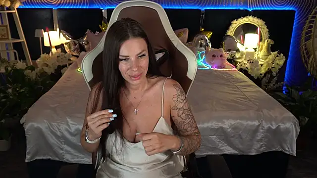 IsabellaFoxyy online show from 06-12-26, 12:48