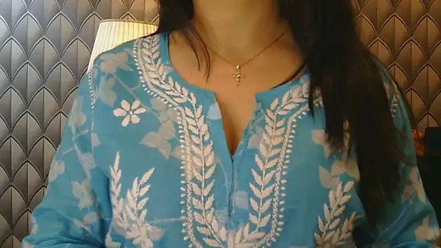 Mishika Gill online show from 05-03-26, 02:28