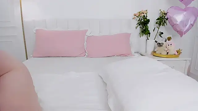 Snapshot of BELLALIMA chatting on 03-11-26, 01:22 BELLALIMA online show from 03-11-26, 01:22