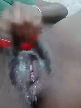 Snapshot of pearl7979 chatting on 01-25-25, 02:47 pearl7979 online show from 01-25-25, 02:47