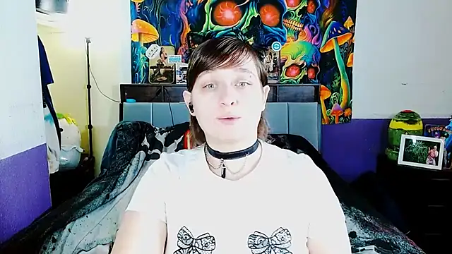 Chloenightmare online show from 04-23-26, 06:10