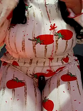 Snapshot of Maria_Sexx chatting on 01-13-26, 09:36 Maria Sexx online show from 01-13-26, 09:36