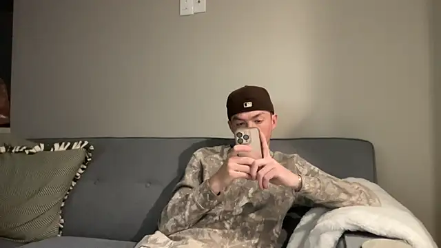 younghungginger online show from 11-16-25, 12:49