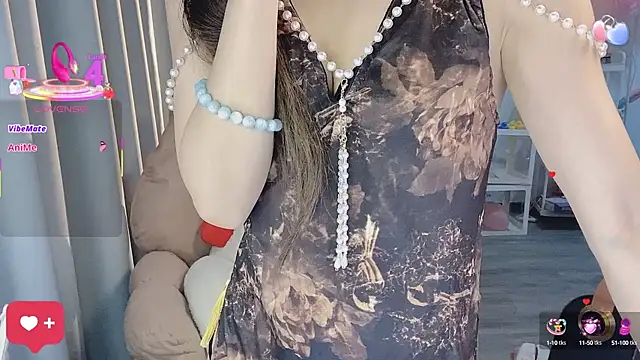 Snapshot of 7-Love chatting on 02-24-25, 05:20 7-Love online show from 02-24-25, 05:20