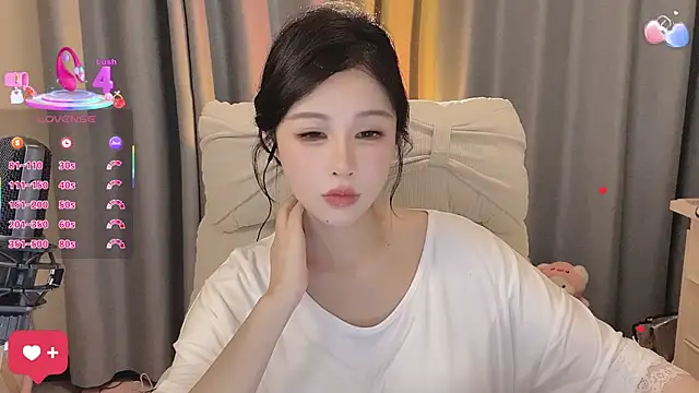 Snapshot of 7-Love chatting on 05-05-26, 01:19 7-Love online show from 05-05-26, 01:19