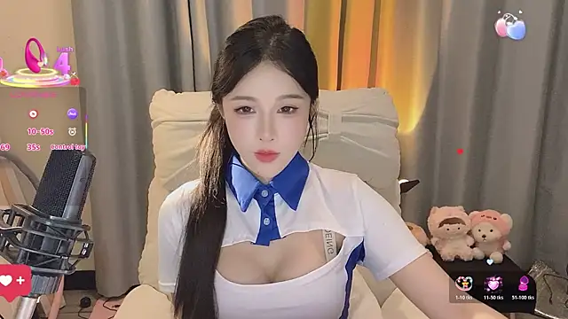 Snapshot of 7-Love chatting on 07-19-26, 07:34 7-Love online show from 07-19-26, 07:34