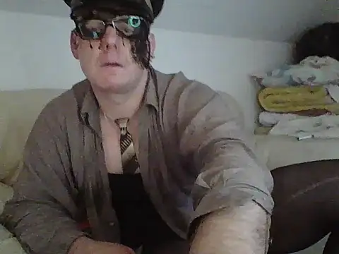 pauloooooborderrrr online show from 11-17-25, 06:30