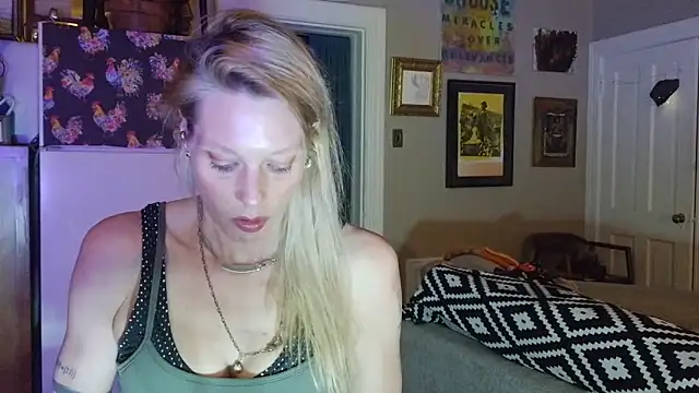 Glamazonx online show from 03-01-26, 02:13