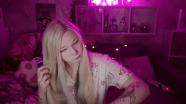 MeowkaKitty online show from 01-13-26, 02:06