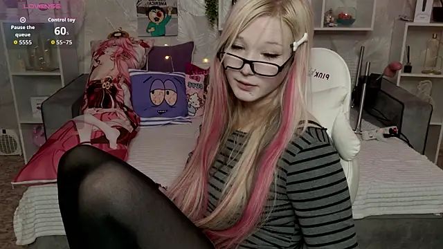 MeowkaKitty online show from 05-02-26, 01:43