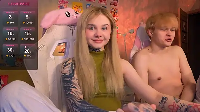 Snapshot of Britney_Lynch chatting on 02-08-26, 07:06 Britney Lynch online show from 02-08-26, 07:06