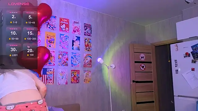 Snapshot of Britney_Lynch chatting on 02-21-26, 07:09 Britney Lynch online show from 02-21-26, 07:09