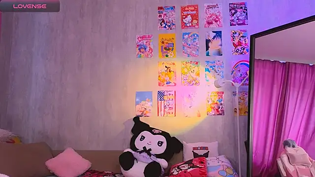 Snapshot of Britney_Lynch chatting on 02-27-26, 07:08 Britney Lynch online show from 02-27-26, 07:08