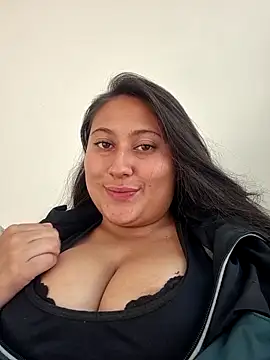 Snapshot of Celeem_ chatting on 06-01-26, 10:11 Celeem online show from 06-01-26, 10:11