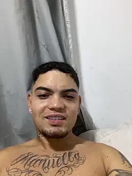 Snapshot of hypefock chatting on 01-30-25, 12:18 hypefock online show from 01-30-25, 12:18