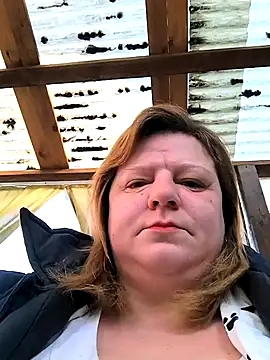 Snapshot of jusichka chatting on 02-22-25, 08:18 jusichka online show from 02-22-25, 08:18